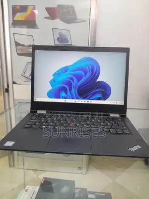 Photo - New Laptop Lenovo ThinkPad Yoga 8GB Intel Core I5 SSD 512GB