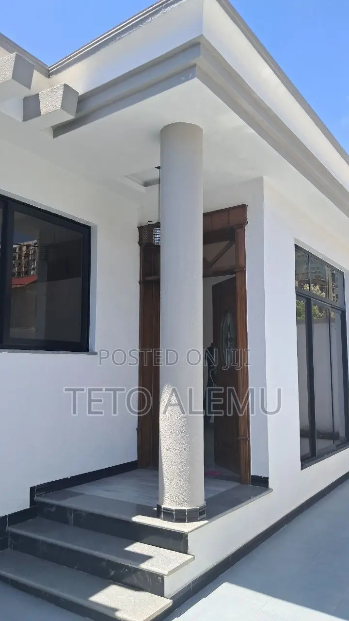 3bdrm Villa in Bole for sale