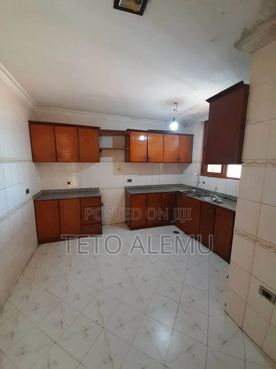 4bdrm House in የሚሸጥ ቤት አያት, Bole for sale