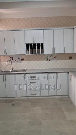 5bdrm House in የሚሸጥ ቤት አያት, Bole for sale