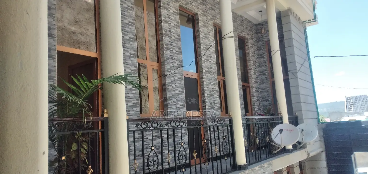 Furnished 5bdrm Villa in Adama Korkoro for rent