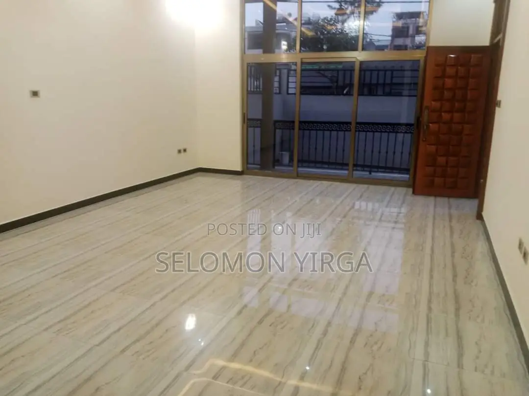 3bdrm Villa in Adis Abba, Bole for sale