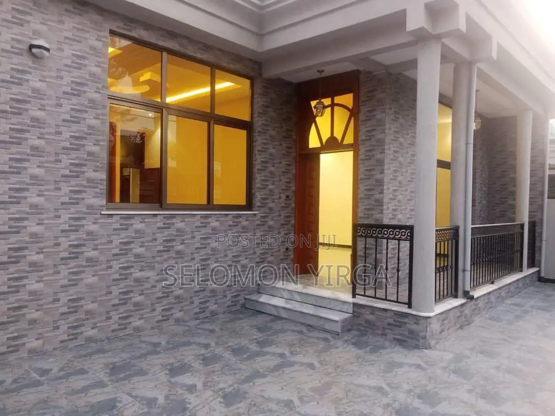 3bdrm Villa in Adis Abba, Bole for sale