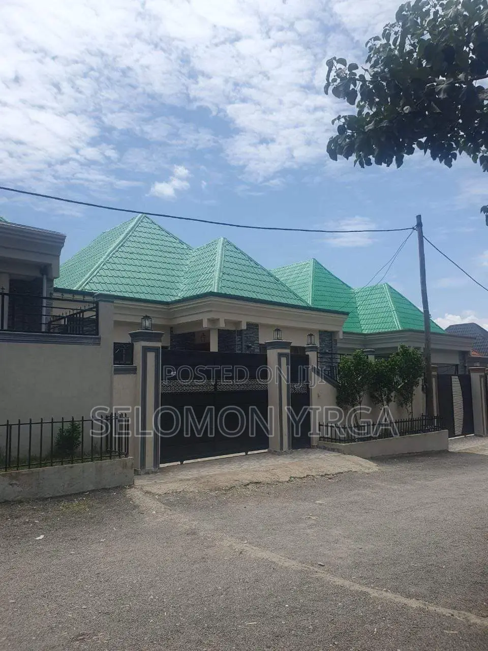 3bdrm Villa in Adis Abba, Bole for sale