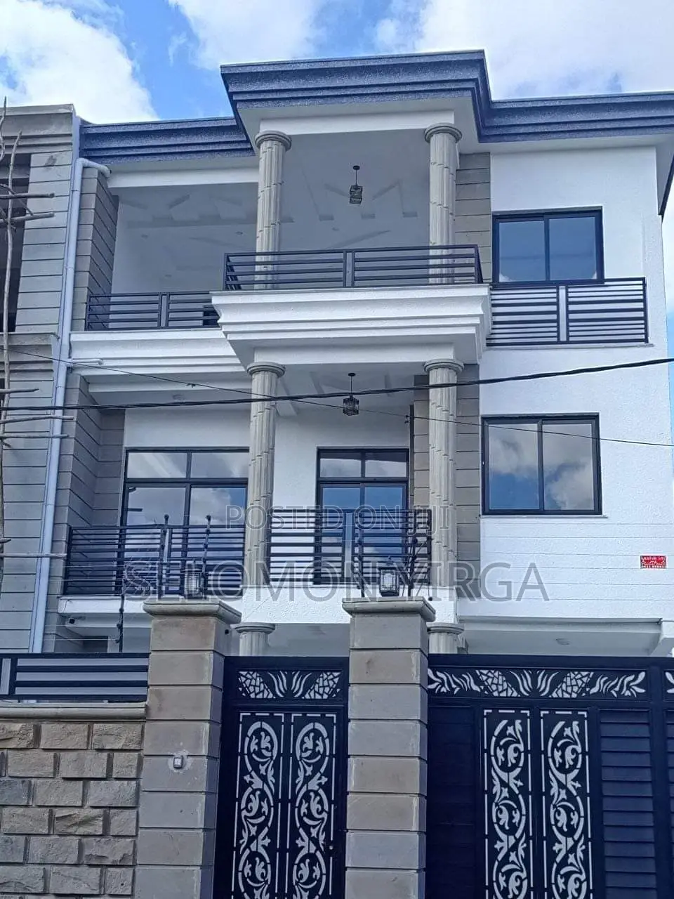 9bdrm House in Adis Abba, Bole for sale