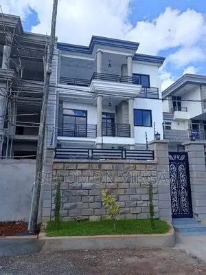 9bdrm House in Adis Abba, Bole for sale