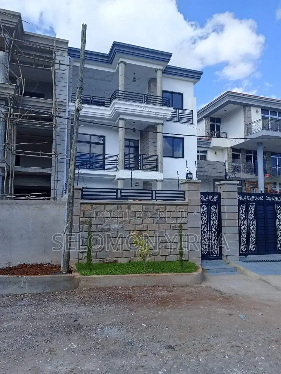 9bdrm House in Adis Abba, Bole for sale