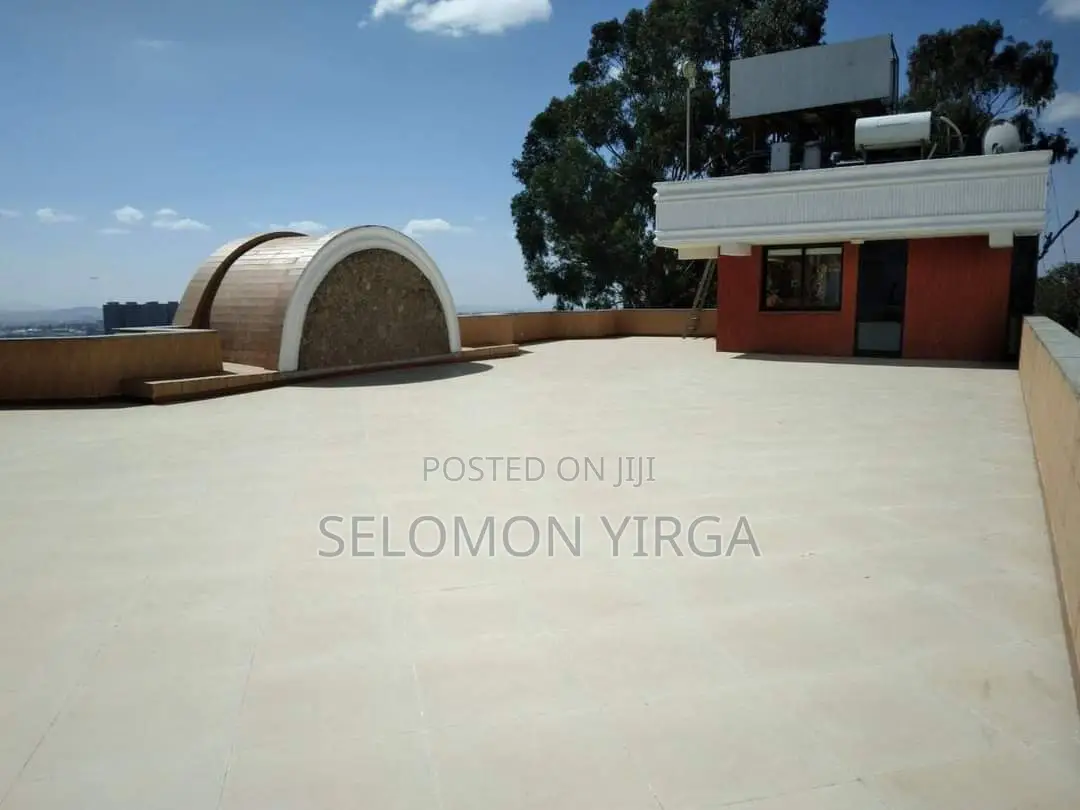 4bdrm House in Adis Abba, Bole for sale