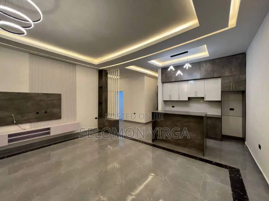 4bdrm House in Adis Abba, Bole for sale