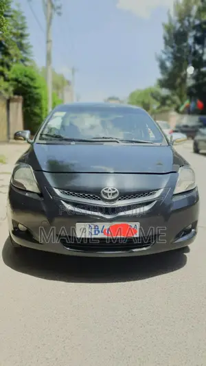 Photo - Toyota Yaris 2007 Blue