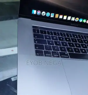 New Laptop Apple MacBook Pro 2019 32GB Intel Core I9 SSD 1T