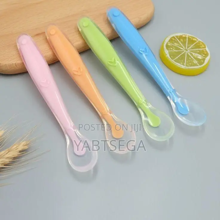 Soft Silicone Temperature Sensing Spoon