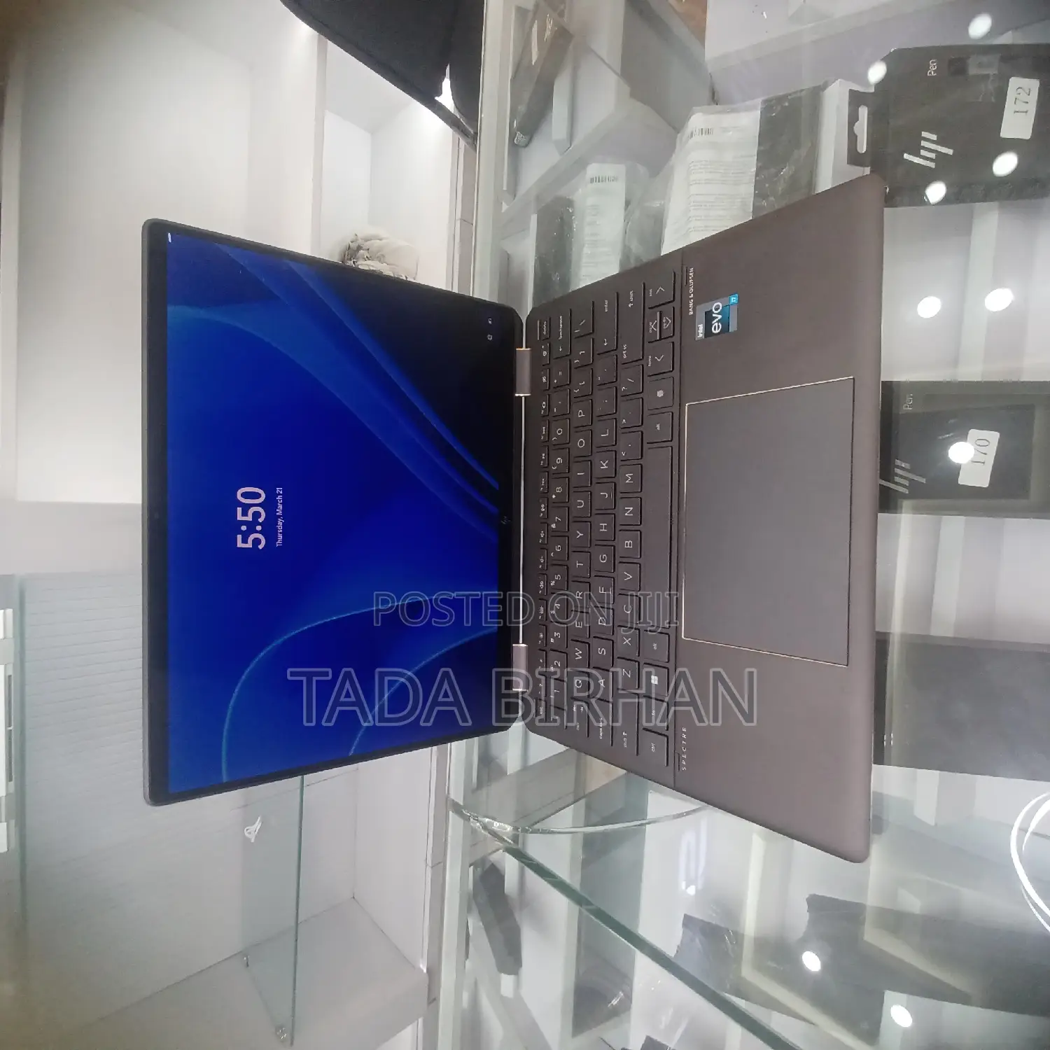 New Laptop HP Spectra 13 16GB Intel Core I7 SSD 1T