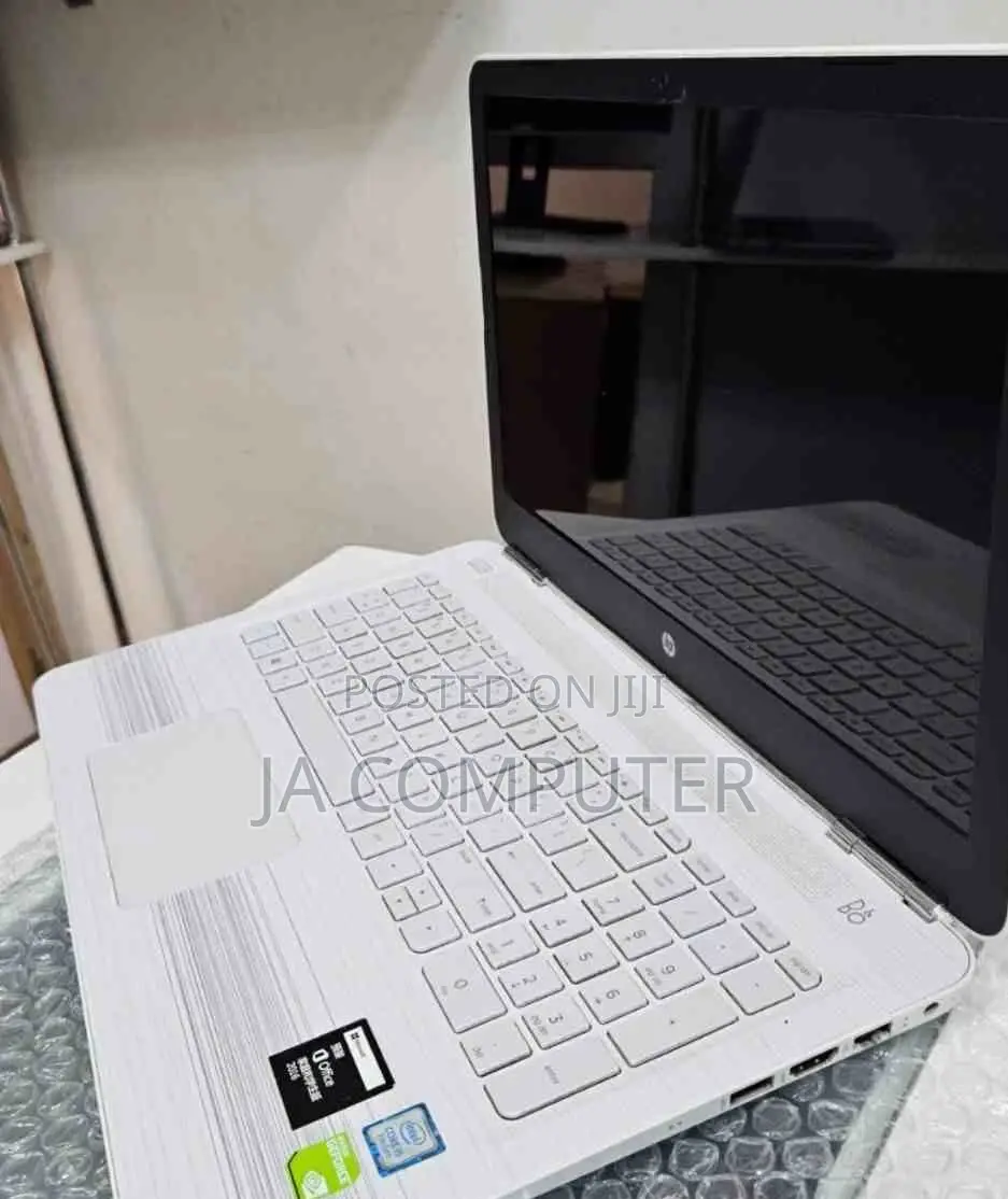 New Laptop HP Pavilion 15 8GB Intel Core I5 HDD 1T