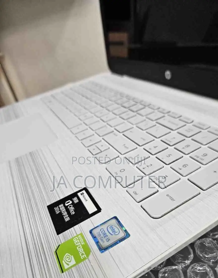 New Laptop HP Pavilion 15 8GB Intel Core I5 HDD 1T