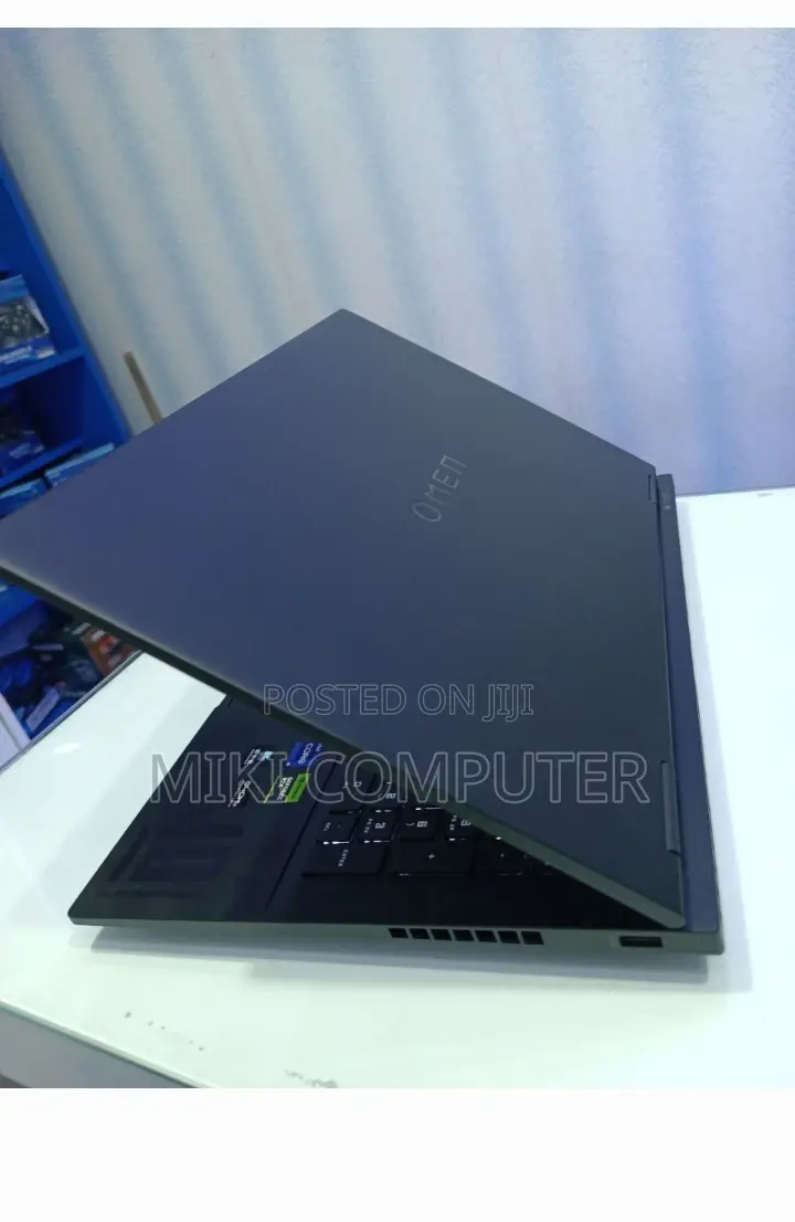 New Laptop HP Omen Pro 16GB Intel Core i9 SSD 512GB