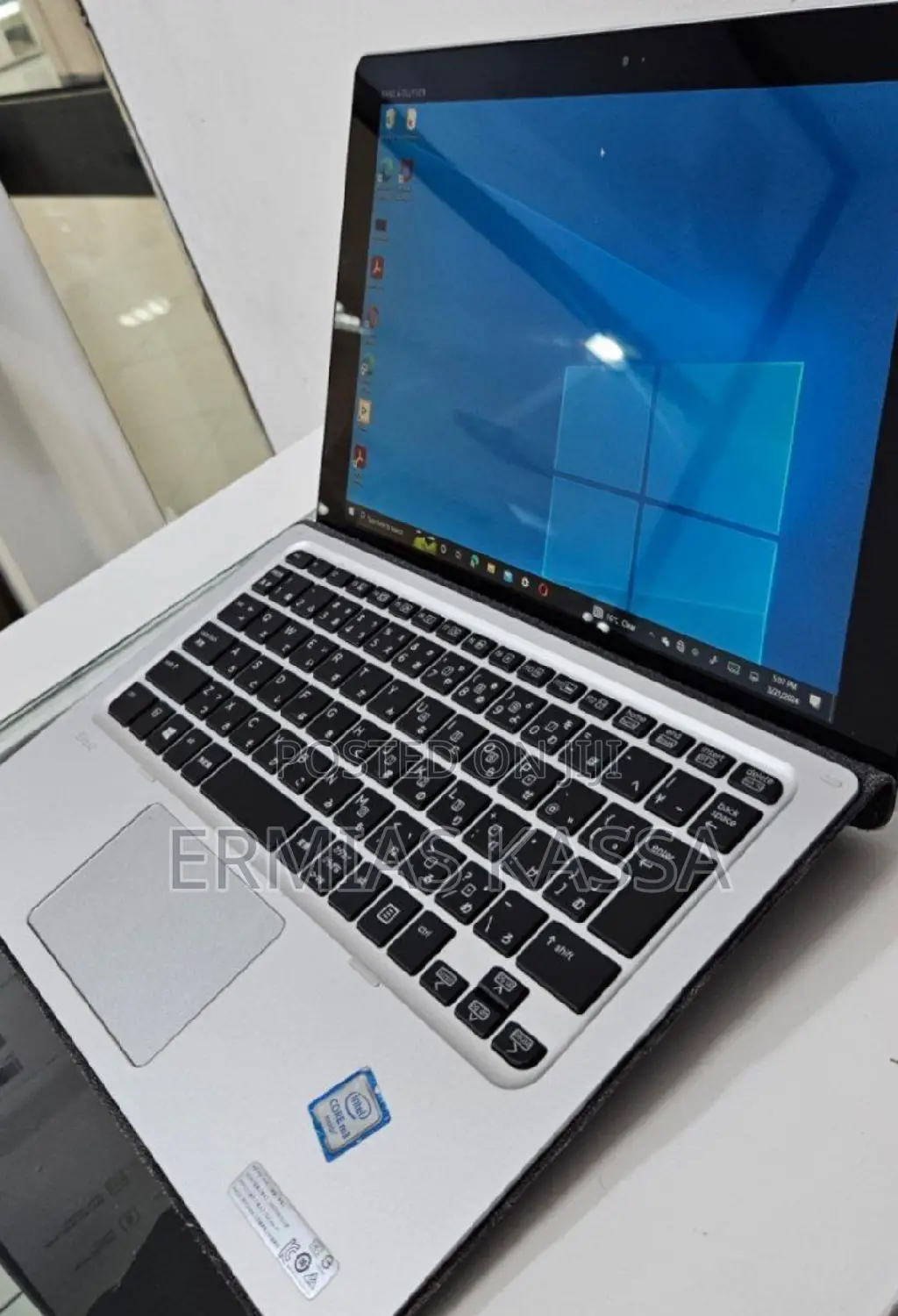 New Laptop HP EliteBook X2 1012 G2 4GB Intel Core I3 SSD 128GB
