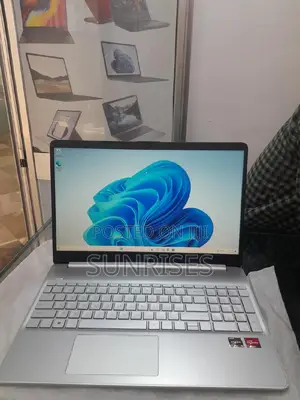 New Laptop HP Stream Notebook 8GB AMD Ryzen 5 SSD 512GB