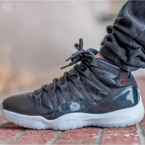 Original Air Jordan 11 Retro ‘72-10’ Bulls Shoes