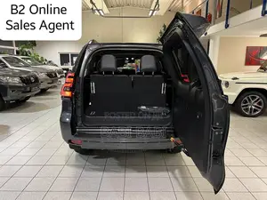 Toyota Land Cruiser Prado 2022 Gray