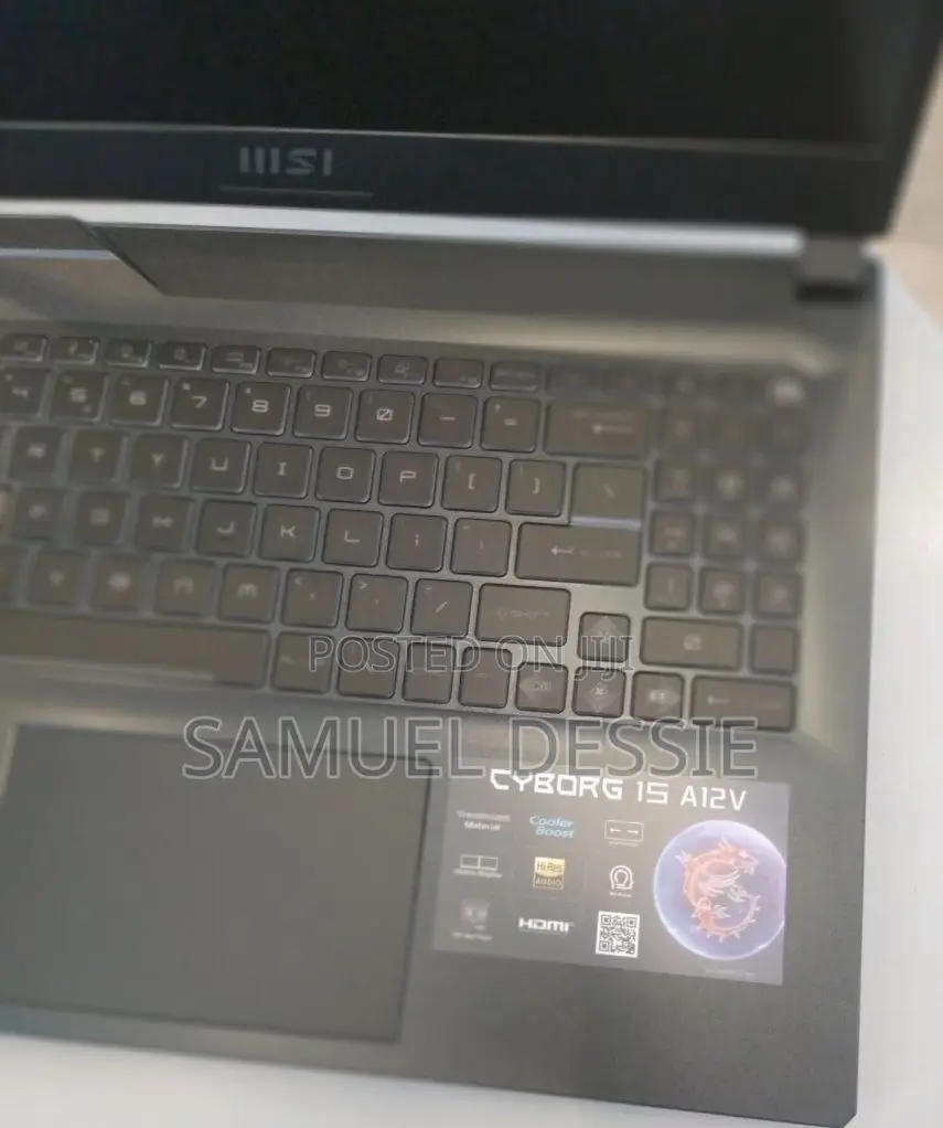 New Laptop MSI 8GB Intel Core I7 SSD 512GB