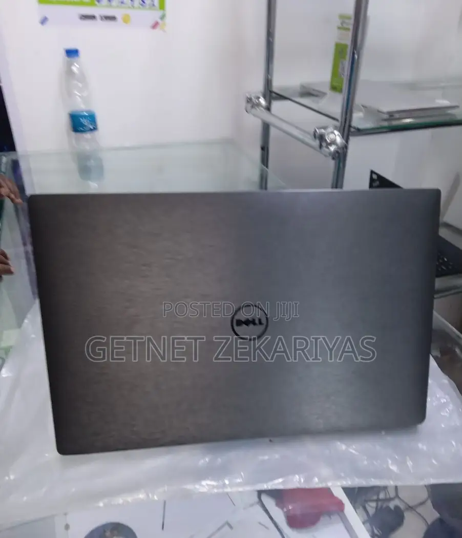 New Laptop Dell Precision 5530 32GB Intel Core I9 SSD 512GB