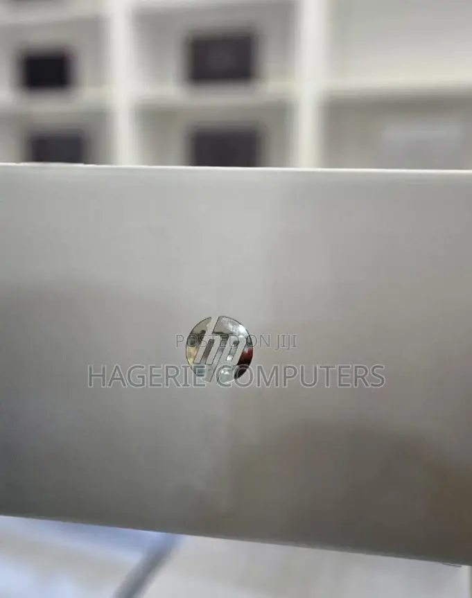 Laptop HP Pavilion 15-Eh0050wm 8GB AMD Ryzen 5 SSD 512GB