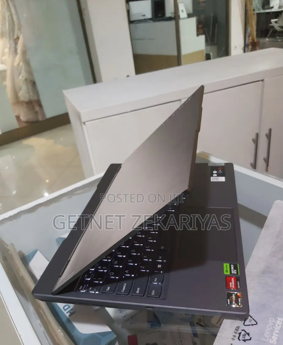 New Laptop Lenovo Legion 5 16GB AMD Ryzen 7 SSD 512GB