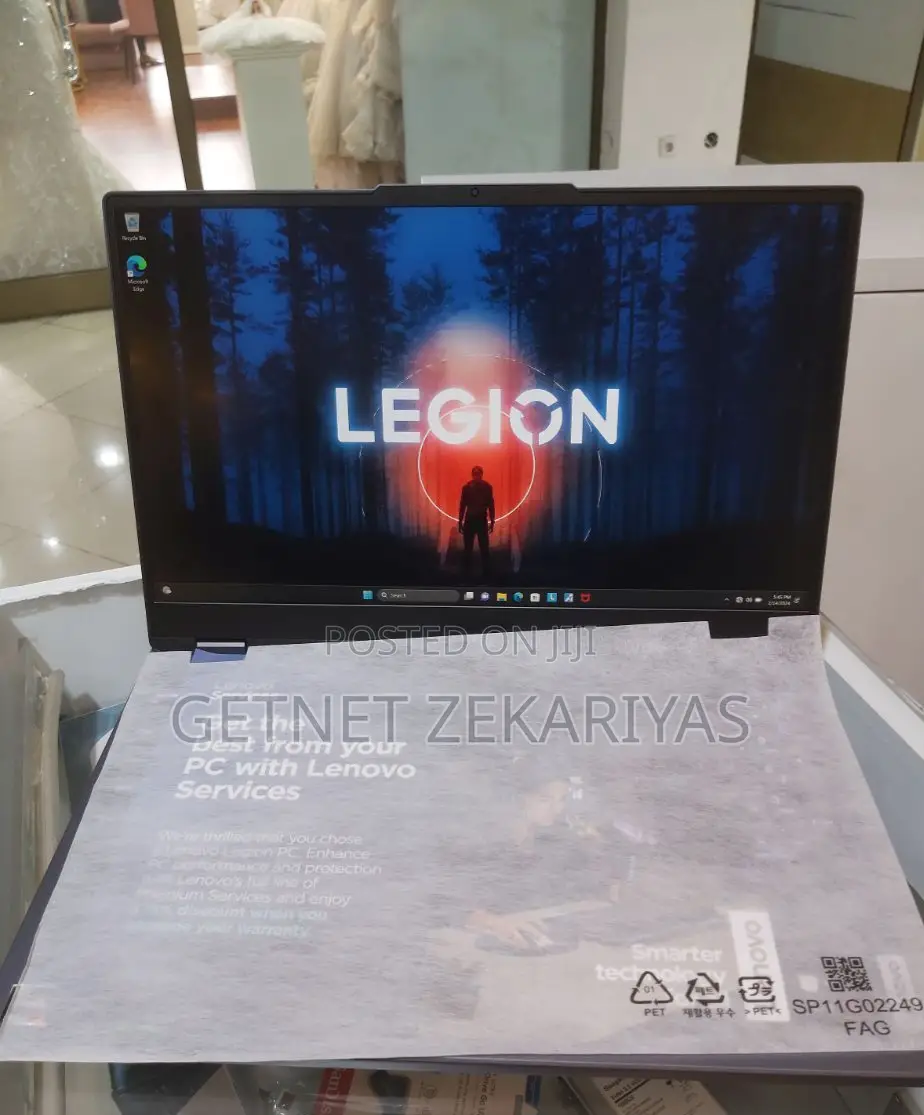 New Laptop Lenovo Legion 5 16GB AMD Ryzen 7 SSD 512GB