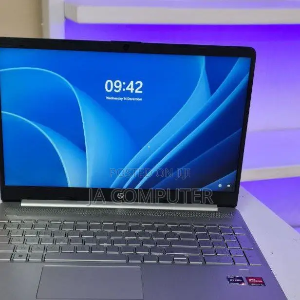 New Laptop HP Stream Notebook 8GB AMD Ryzen 5 SSD 512GB