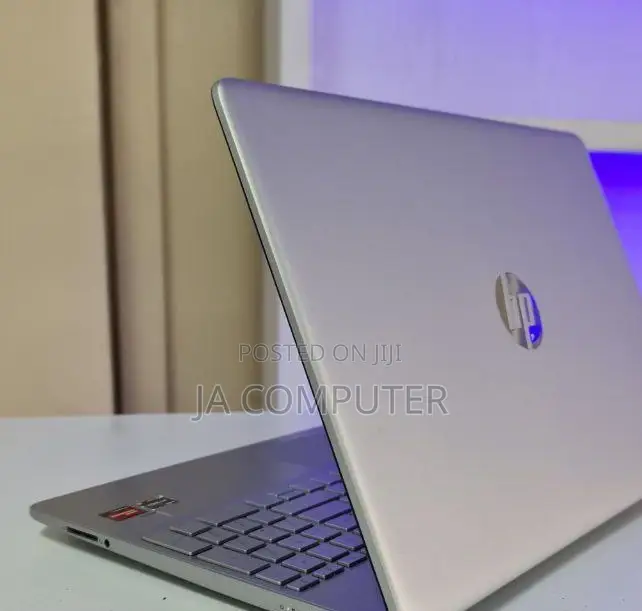 New Laptop HP Stream Notebook 8GB AMD Ryzen 5 SSD 512GB