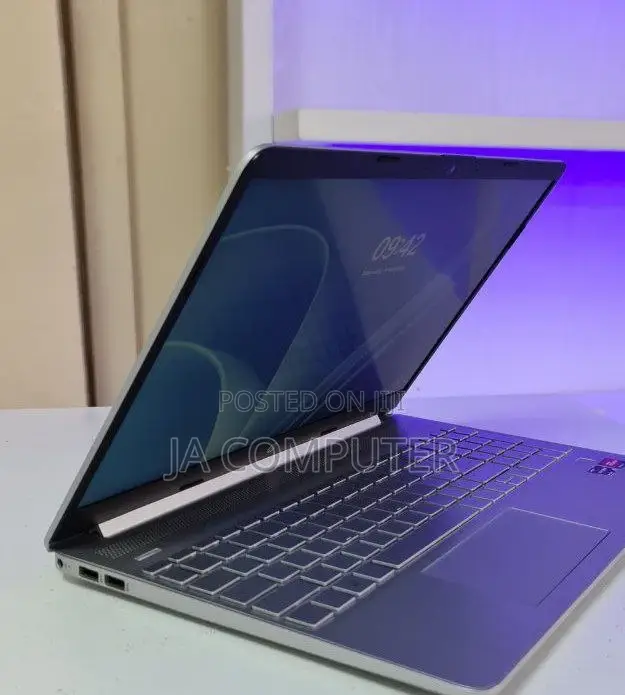 New Laptop HP Stream Notebook 8GB AMD Ryzen 5 SSD 512GB