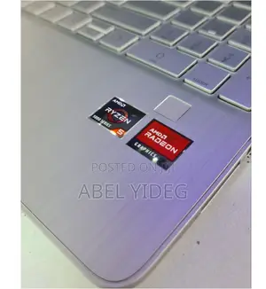 New Laptop HP Stream Notebook 8GB AMD Ryzen 5 SSHD (Hybrid) 512GB