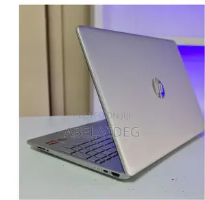 New Laptop HP Stream Notebook 8GB AMD Ryzen 5 SSHD (Hybrid) 512GB