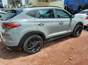 Hyundai Tucson 2020 Green