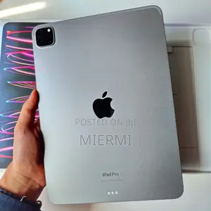 Photo - New Apple iPad Pro 11 (2022) 128 GB Gray