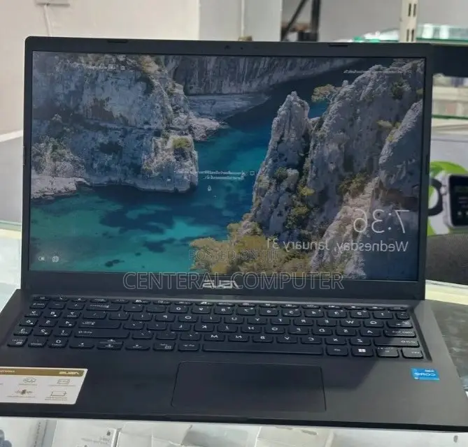 New Laptop Lenovo ThinkPad Yoga 16GB Intel Core I7 SSD 512GB