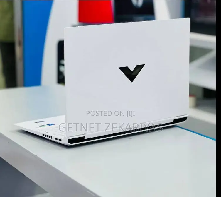 New Laptop HP Victus 15 16GB Intel Core I7 SSD 512GB