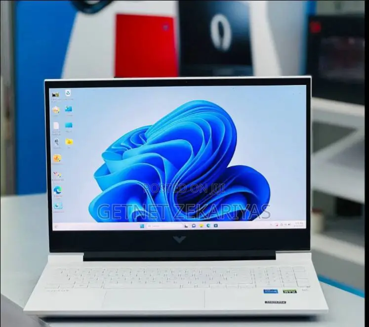 New Laptop HP Victus 15 16GB Intel Core I7 SSD 512GB