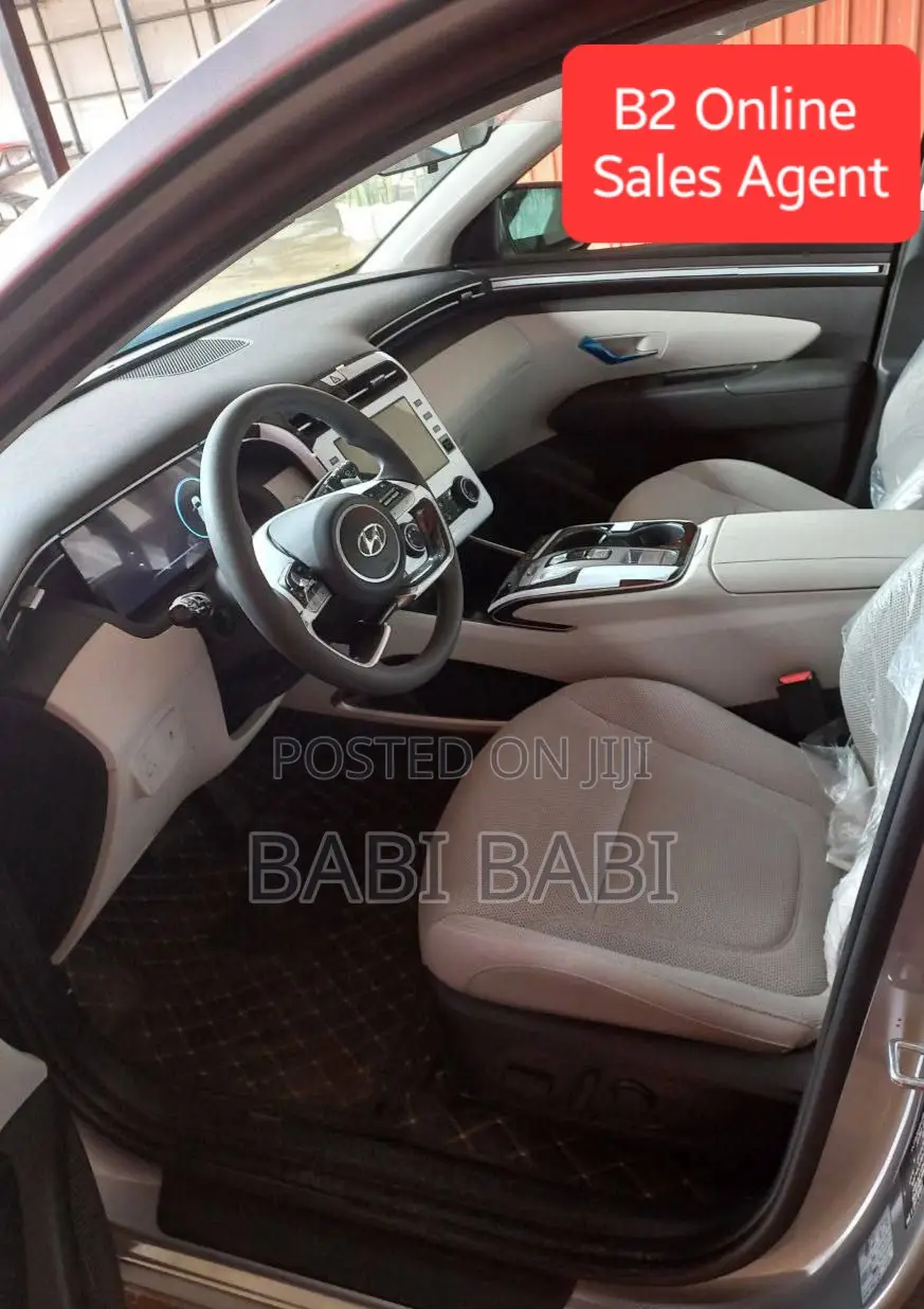 Hyundai Tucson 2022 Silver