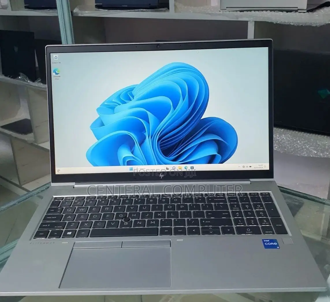 New Laptop HP EliteBook 850 G8 16GB Intel Core I5 SSD 512GB