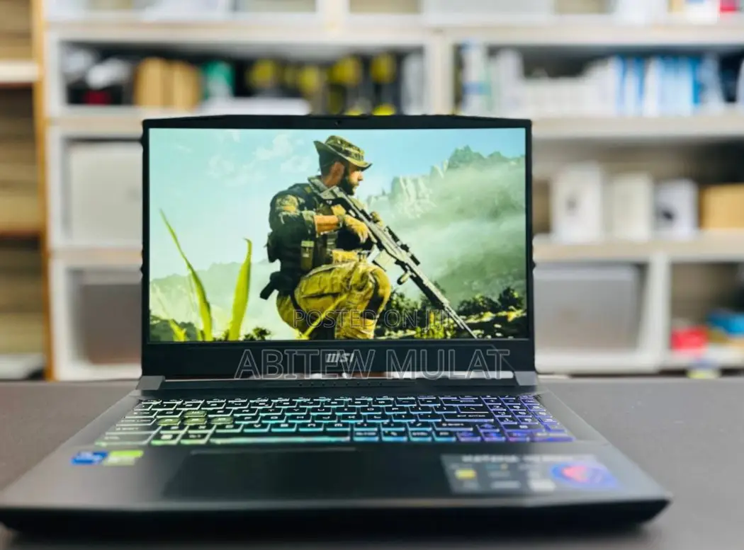 New Laptop MSI MSI Sword 15 16GB Intel Core I7 SSD 512GB