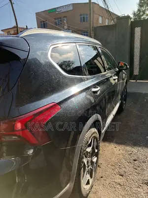 Hyundai Santa Fe 2022 Black