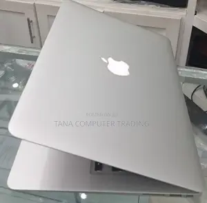 New Laptop Apple MacBook Air 2015 8GB Intel Core I5 SSD 128GB