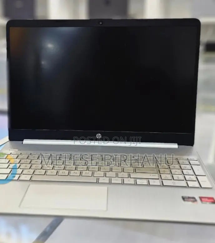 New Laptop HP 8GB AMD Ryzen 5 SSD 512GB
