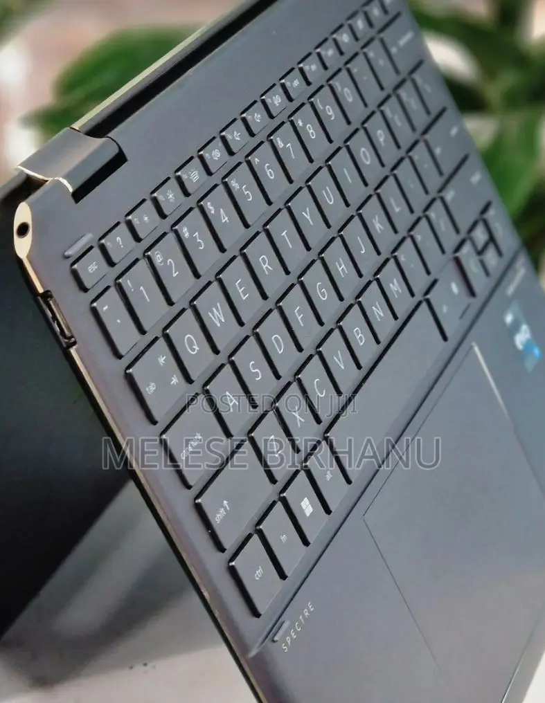 New Laptop HP Spectre X360 13 16GB Intel Core I7 SSD 1T