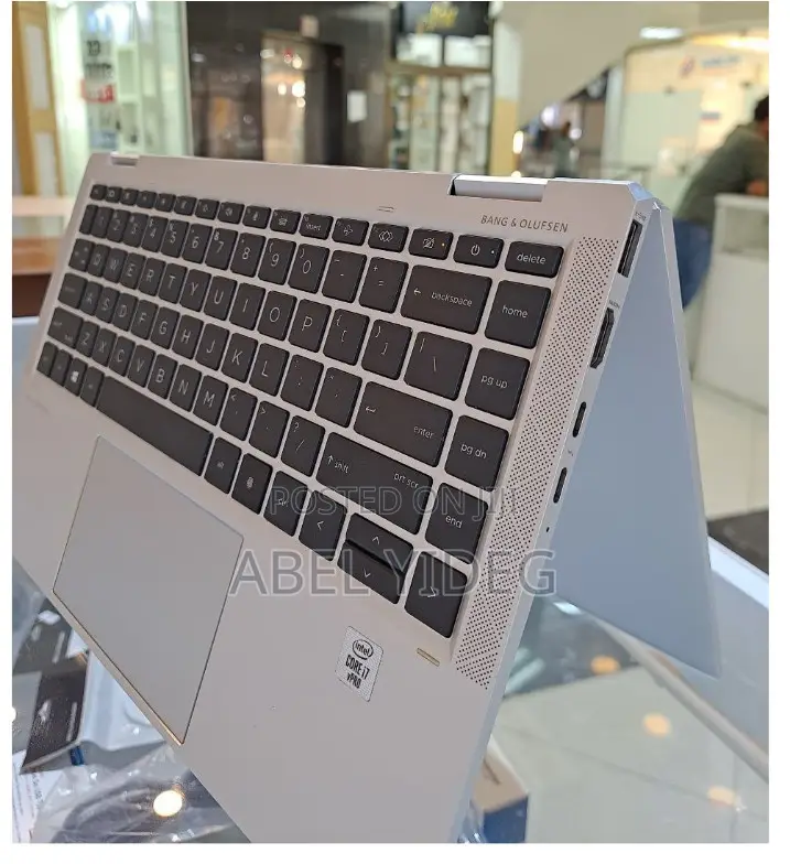 New Laptop HP EliteBook X360 1040 G7 16GB Intel Core I7 SSD 512GB