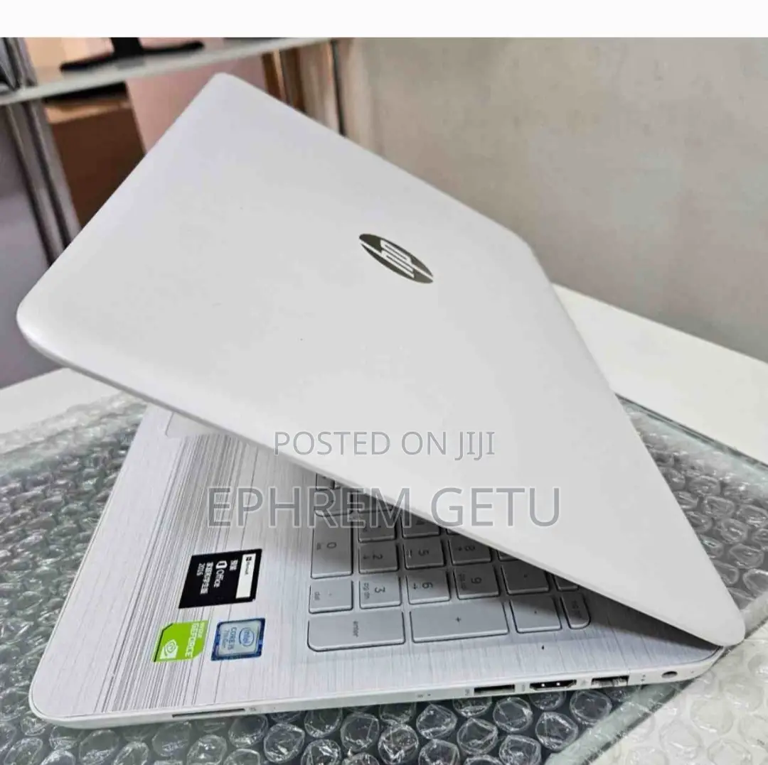 New Laptop HP Pavilion 15 8GB Intel Core I5 HDD 1T