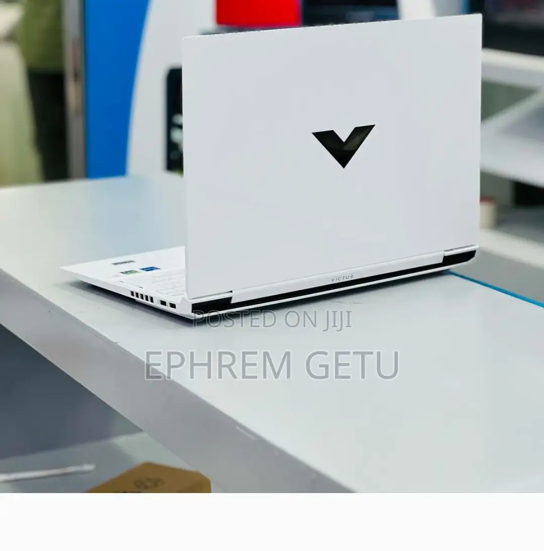 New Laptop HP Victus 15 16GB Intel Core I7 SSD 512GB