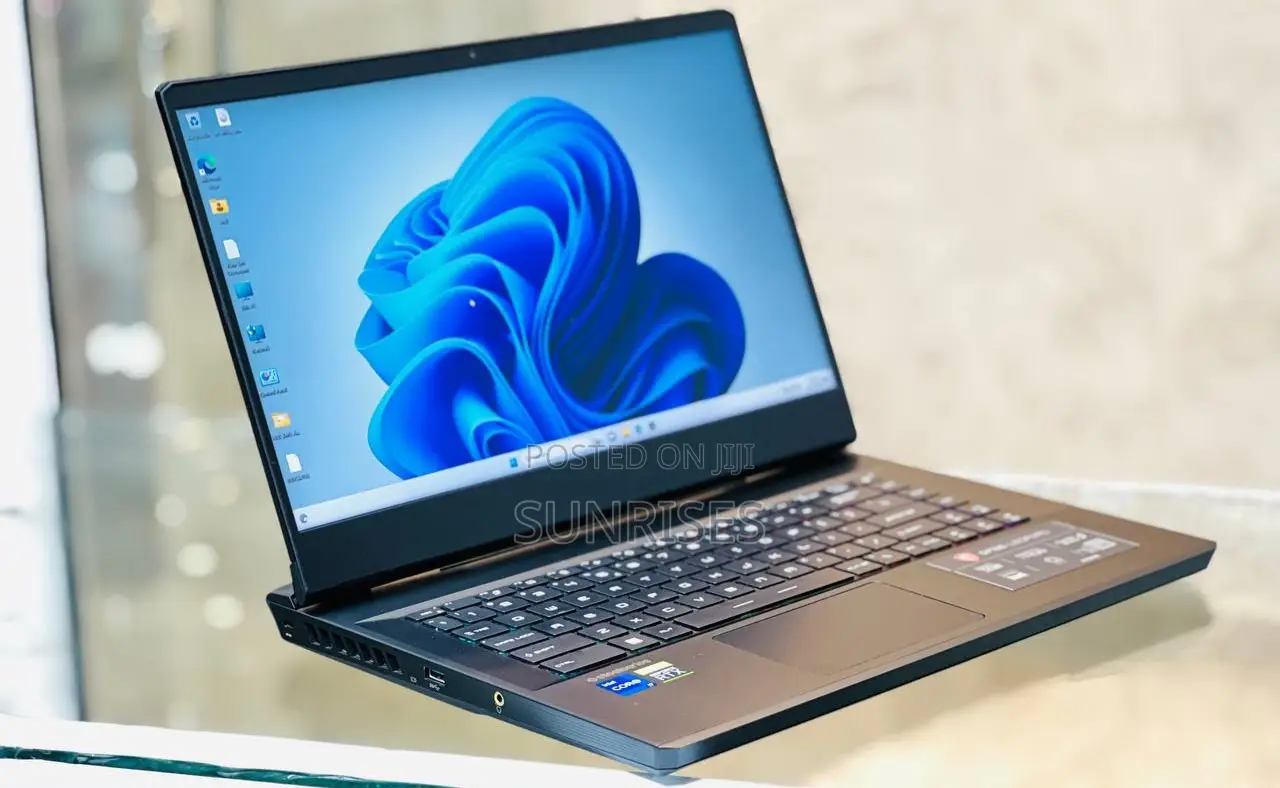 New Laptop MSI GP75 Leopard 16GB Intel Core I7 SSD 1T